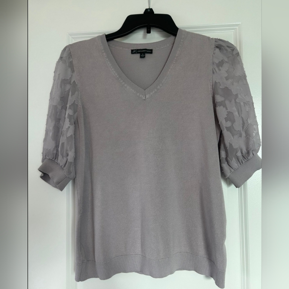 Adrianna Papell, Light Purple, V-Neck Sweater with Sheer Sleeves In Size Medium